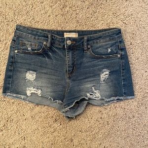 Jean Shorts Distressed Medium Wash